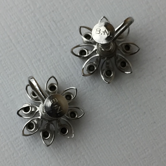 Vintage Bugbee & Niles Silver Rhinestone Earrings - Picture 4 of 8